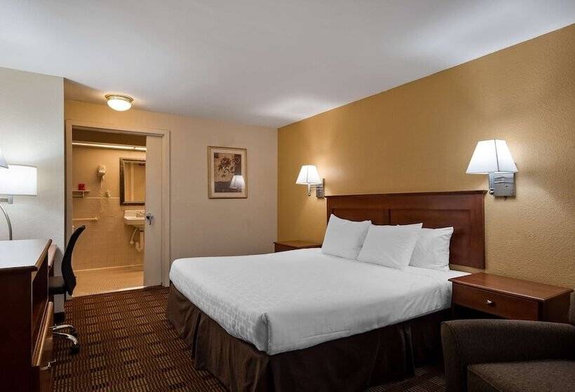 Surestay Hotel By Best Western East Brunswick