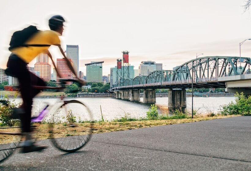 هتل The Bidwell Marriott Portland