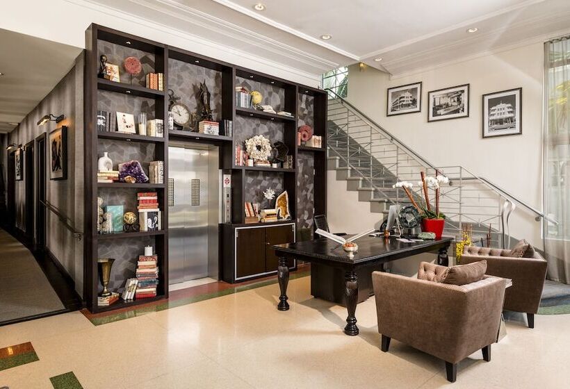 בית מלון כפרי The Marlin