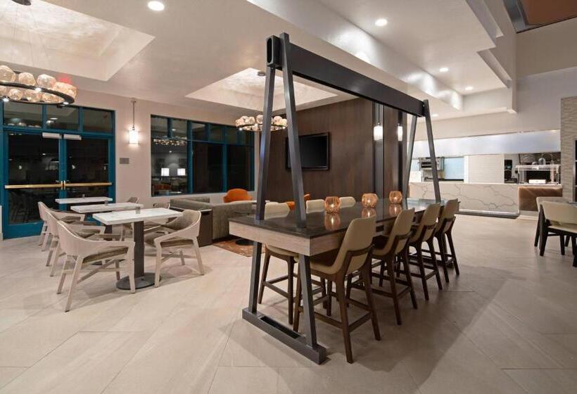 هتل Tucson Marriott University Park