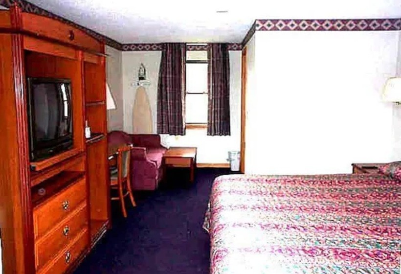 فندق Wesley Inn & Suites