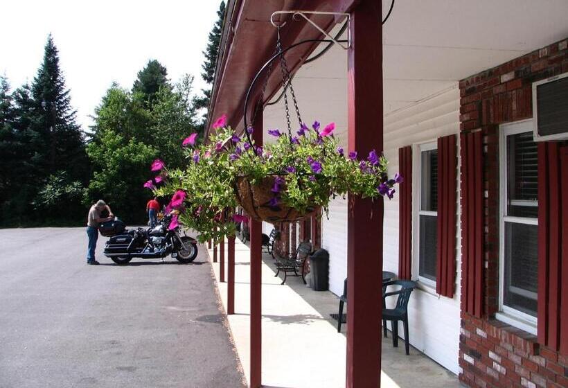 Maple Leaf Motel