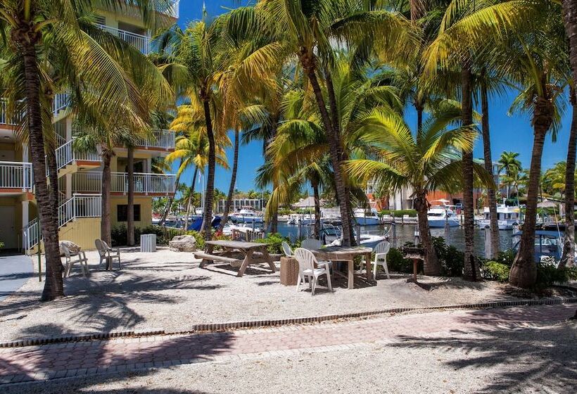 Marina Del Mar Resort And Marina