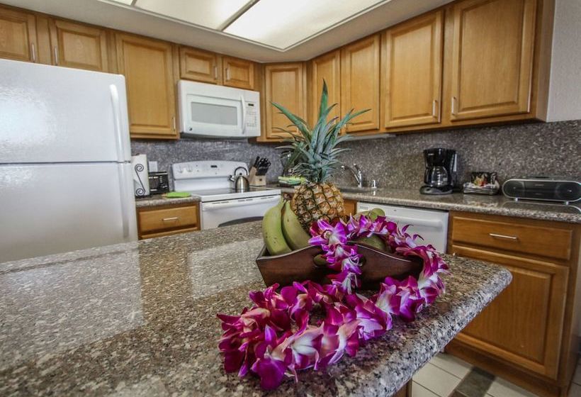 Maui Schooner Resort