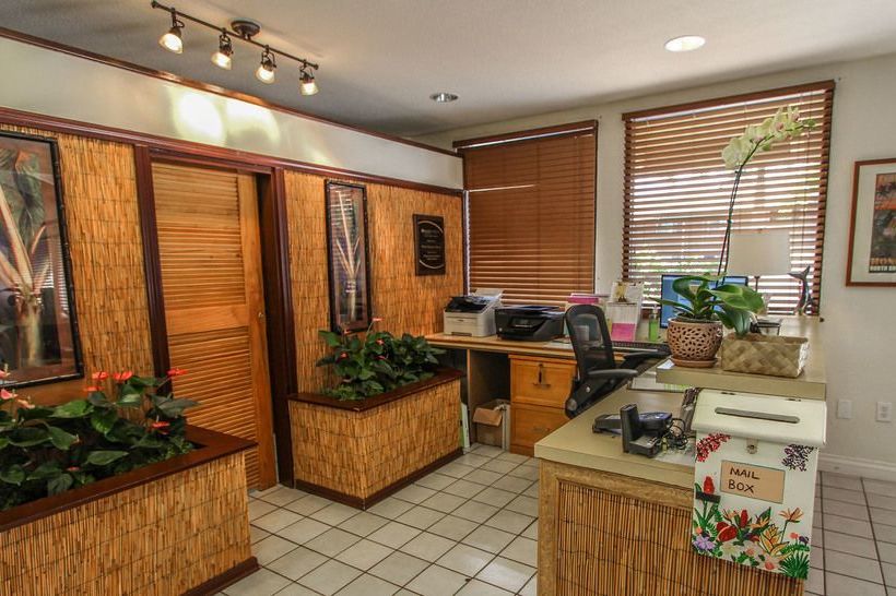 Maui Schooner Resort