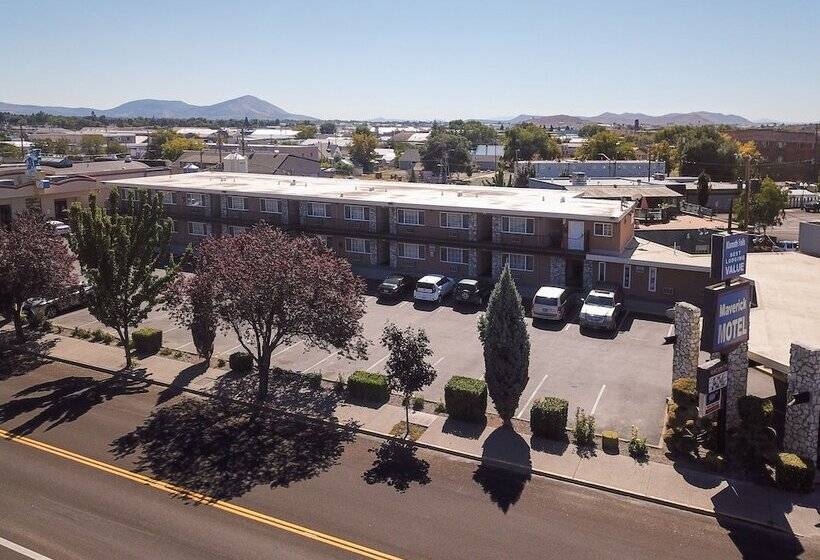 Maverick Motel   Modern Renovated Motel