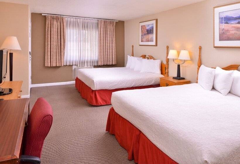 Maverick Motel   Modern Renovated Motel