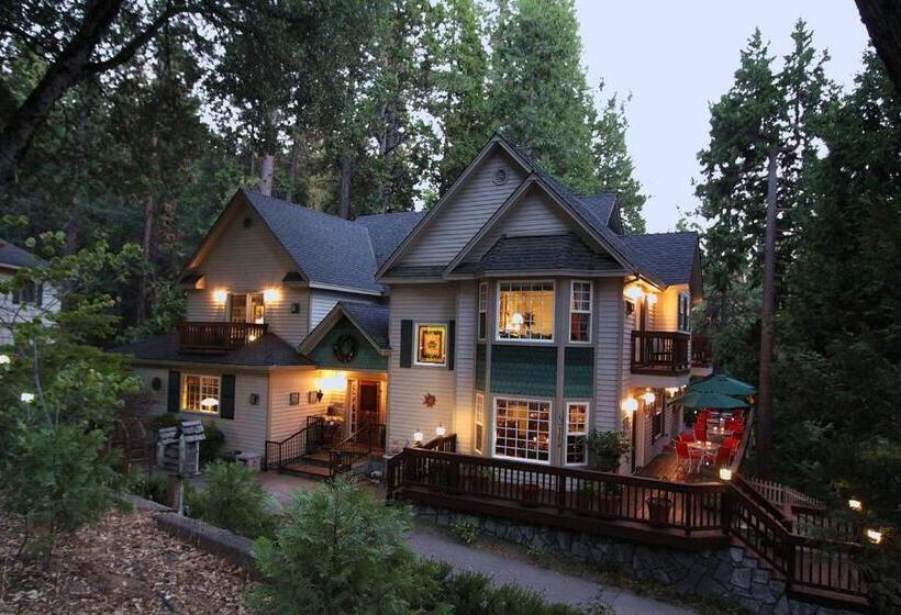 Mccaffrey House Bed And Breakfast Inn