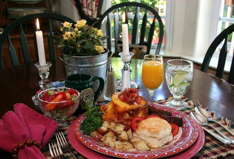 Mccaffrey House Bed And Breakfast Inn