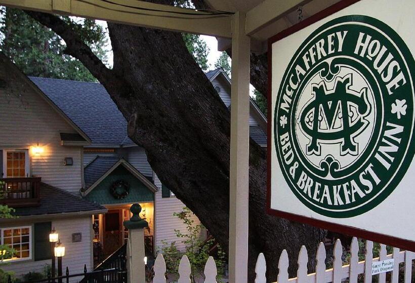 Mccaffrey House Bed And Breakfast Inn