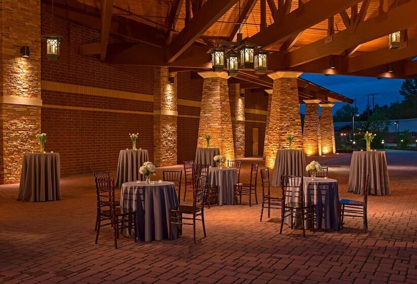 Meadowview Marriott Conference Resort And Convention Center