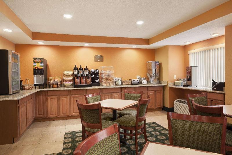 Microtel Inn By Wyndham Albany Airport