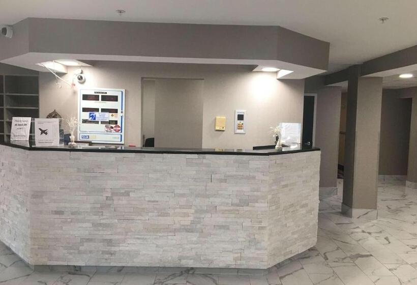 Microtel Inn By Wyndham Charlotte Airport