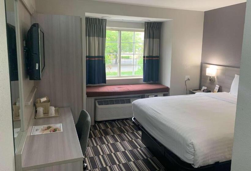 Microtel Inn By Wyndham Charlotte Airport