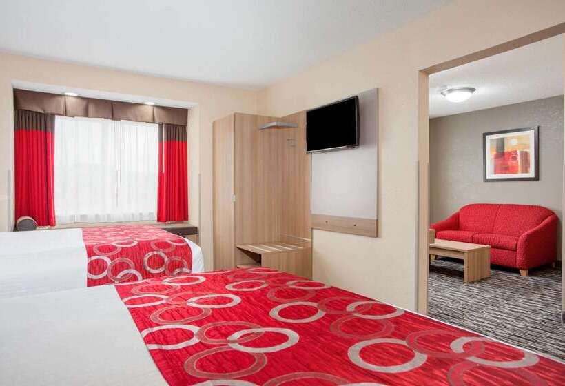 Microtel Inn & Suites By Wyndham Charleston