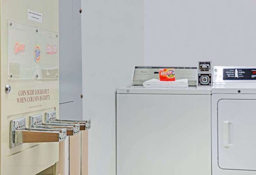 Microtel Inn By Wyndham University Place