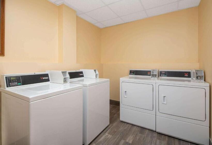 Microtel Inn & Suites By Wyndham Columbia Fort Jackson N