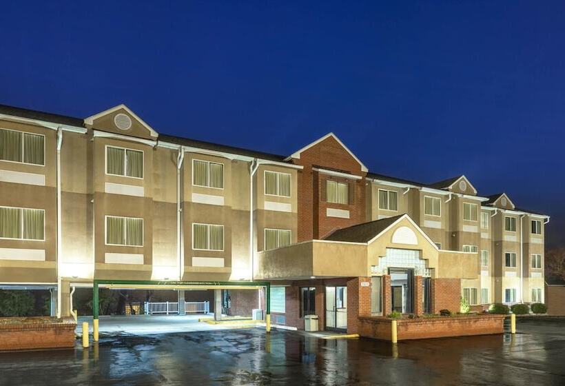 Microtel Inn By Wyndham Lake Norman