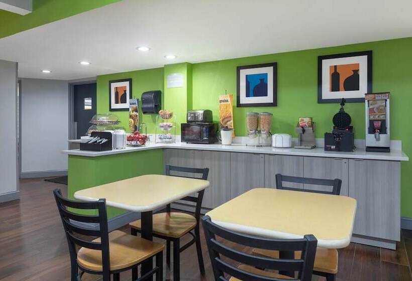 Microtel Inn By Wyndham Lake Norman