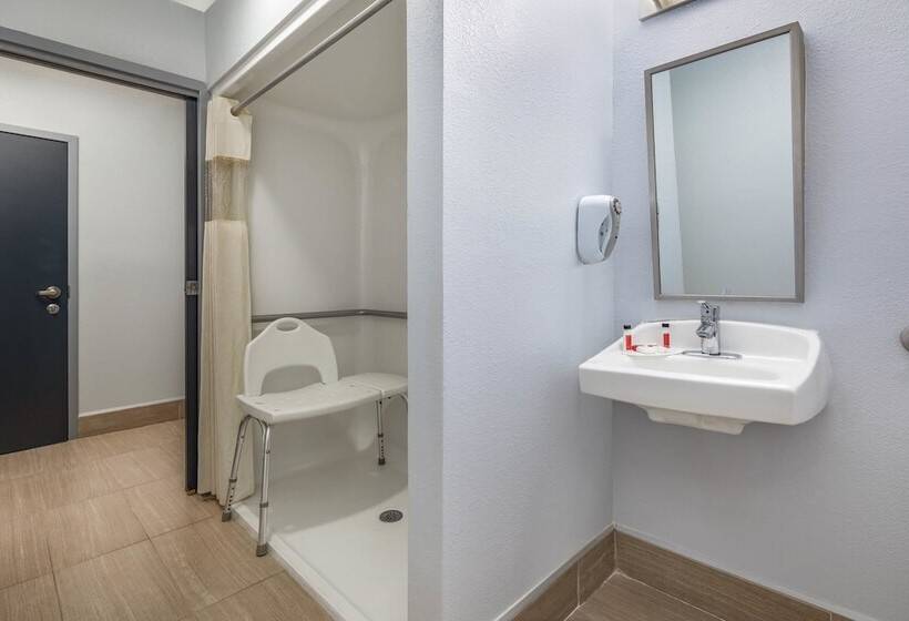 Microtel Inn By Wyndham Lake Norman