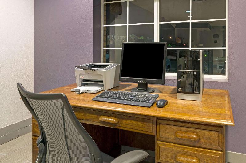 Microtel Inn & Suites By Wyndham Denver Airport