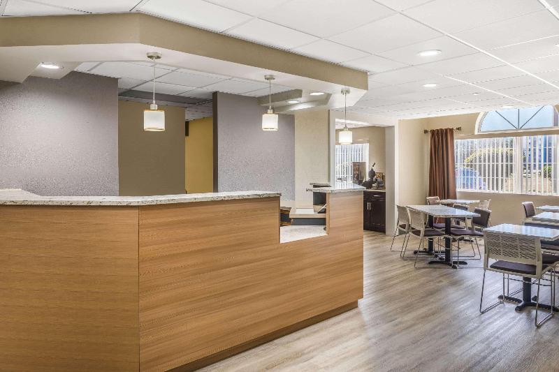 Microtel Inn & Suites By Wyndham Florence