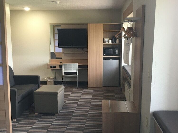 Microtel Inn & Suites By Wyndham Florence