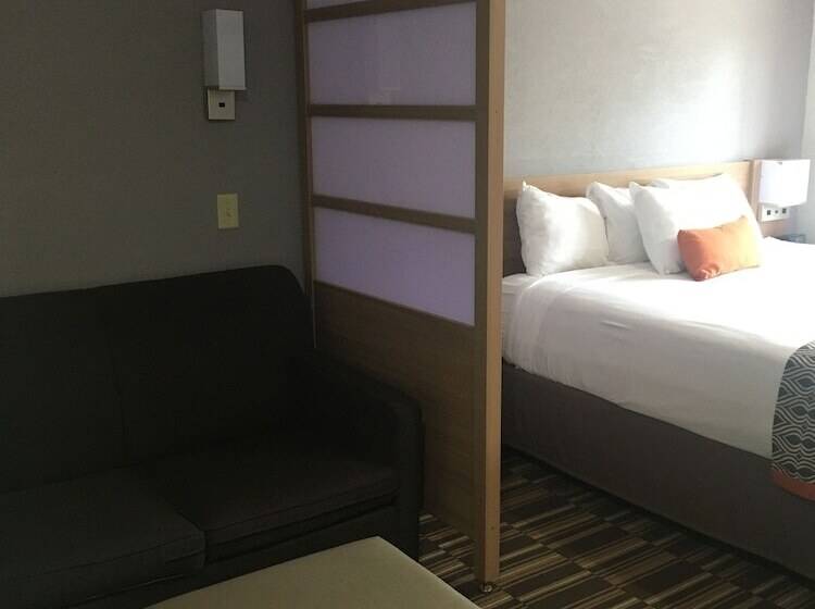 Microtel Inn & Suites By Wyndham Florence