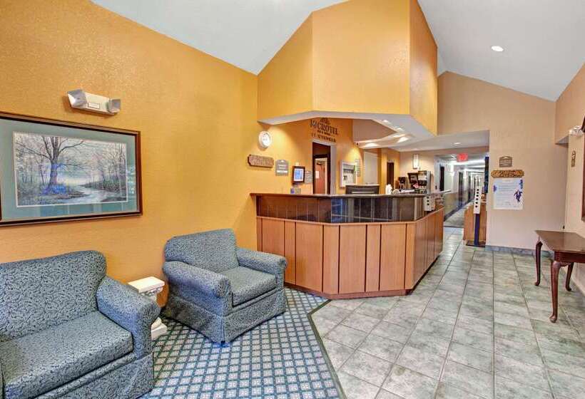 Microtel Inn & Suites By Wyndham Gatlinburg