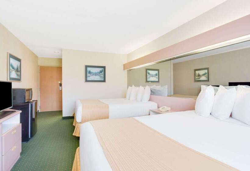 Microtel Inn By Wyndham Greensboro