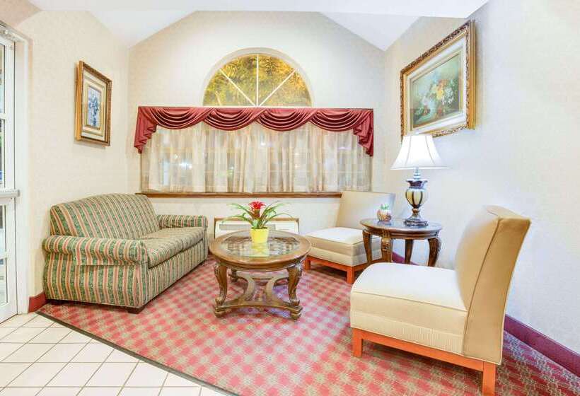 Microtel Inn By Wyndham Greensboro