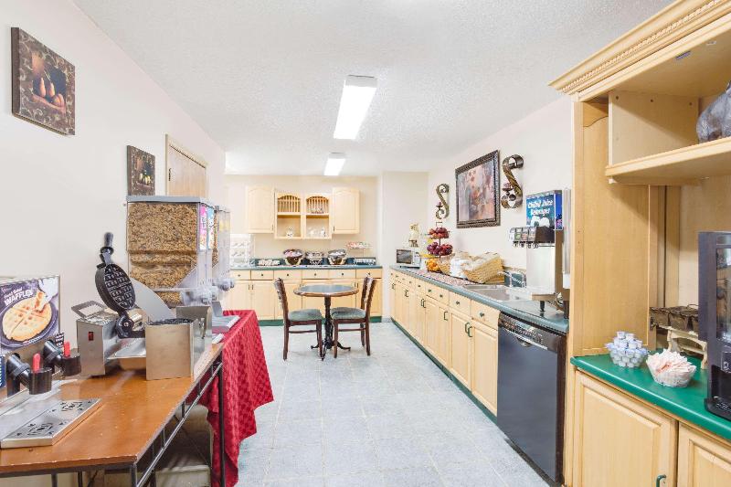 Microtel Inn By Wyndham Greensboro