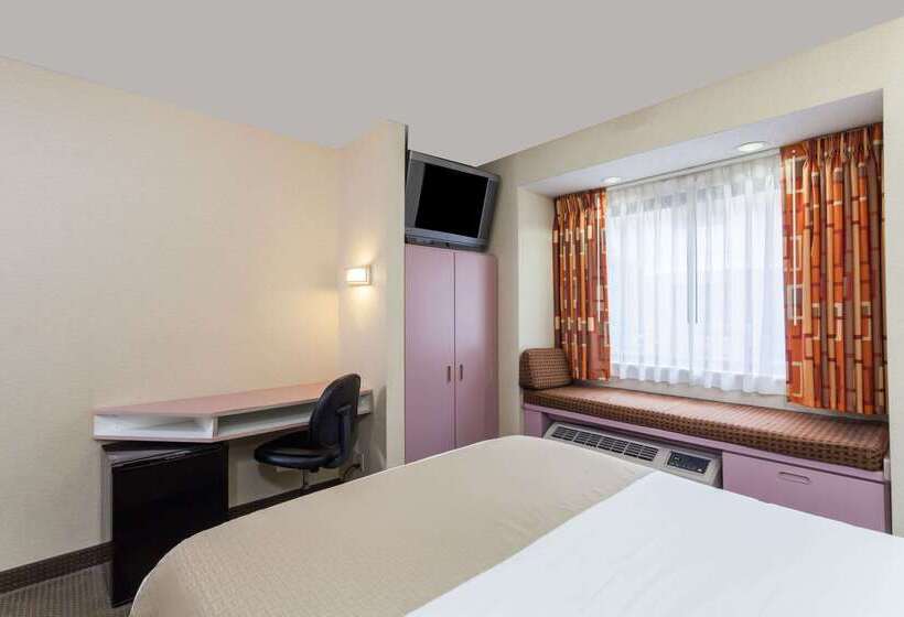 فندق Cedar Bluff Inn