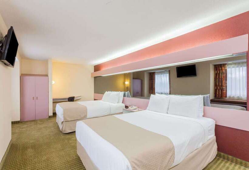 فندق Cedar Bluff Inn