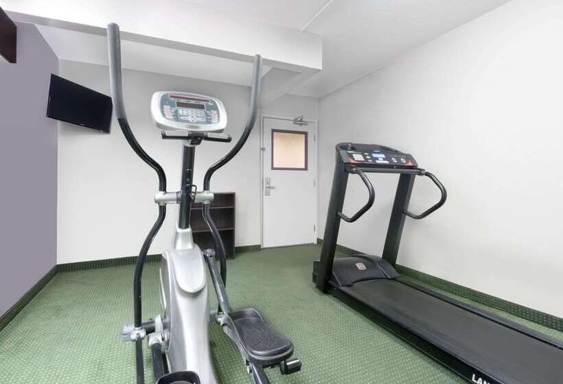 Microtel Inn & Suites By Wyndham London