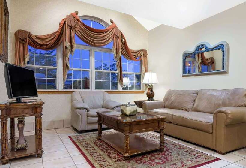 Microtel Inn & Suites By Wyndham London