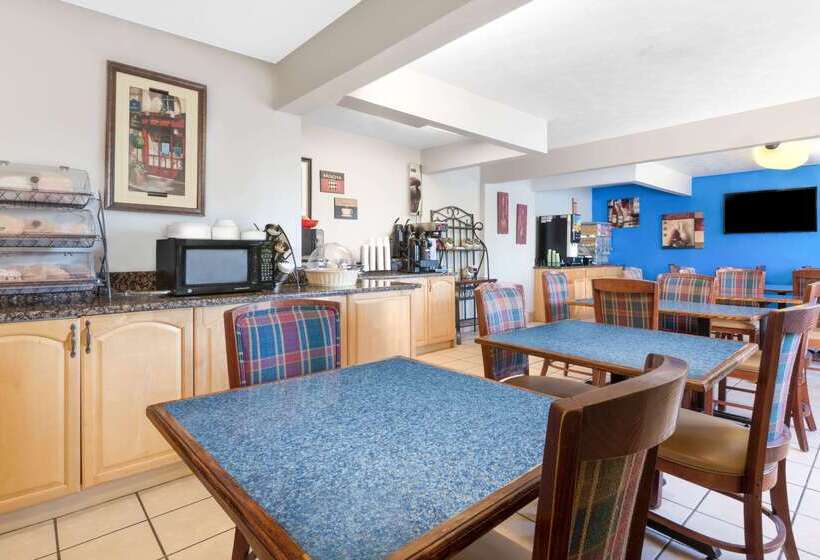 Microtel Inn & Suites By Wyndham London