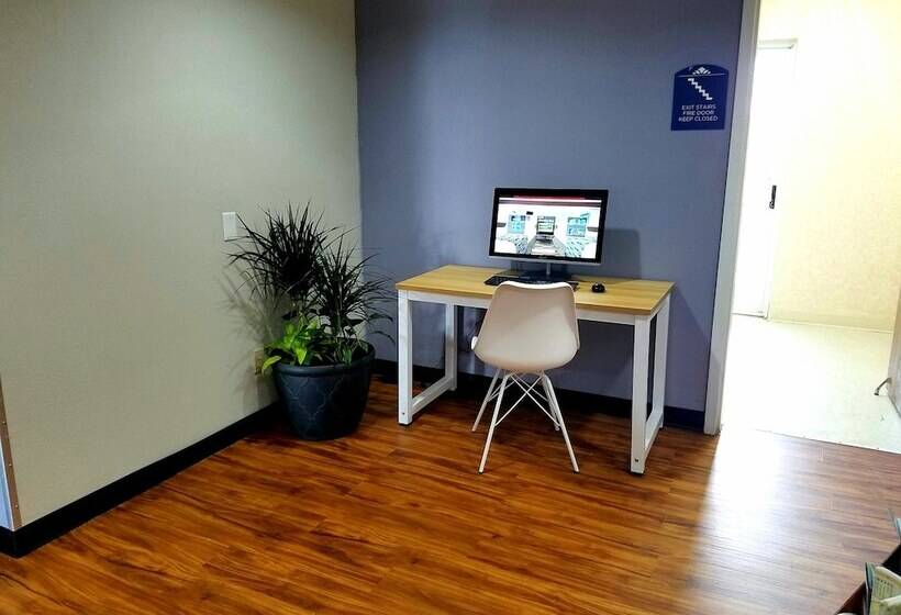 Microtel Inn & Suites By Wyndham London