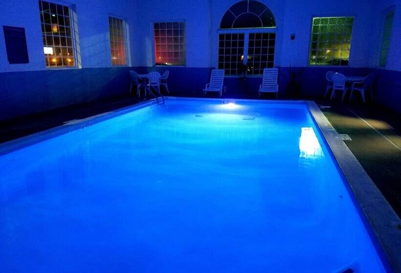 Microtel Inn & Suites By Wyndham London