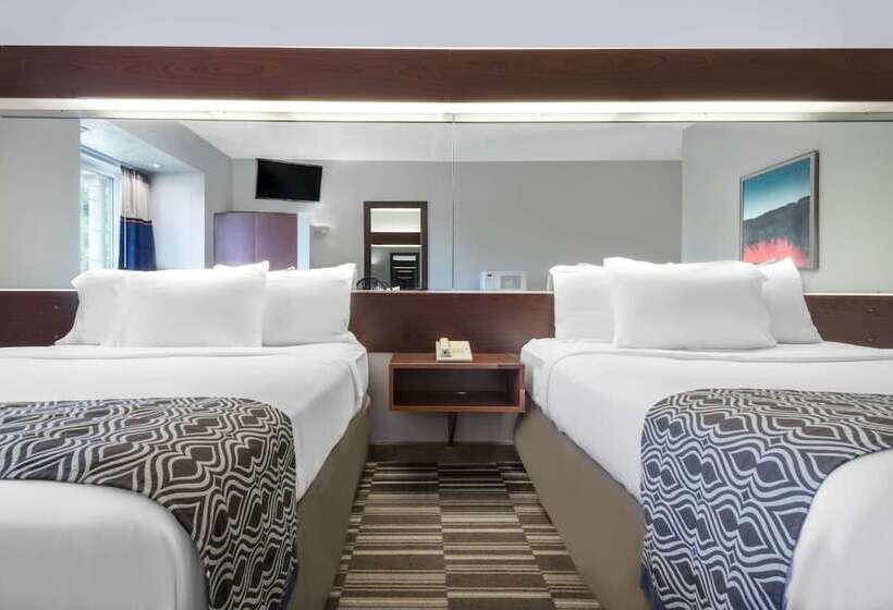 Microtel Inn & Suites By Wyndham London