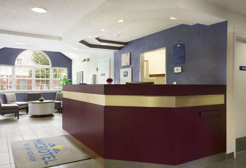 Microtel Inn By Wyndham Louisville East