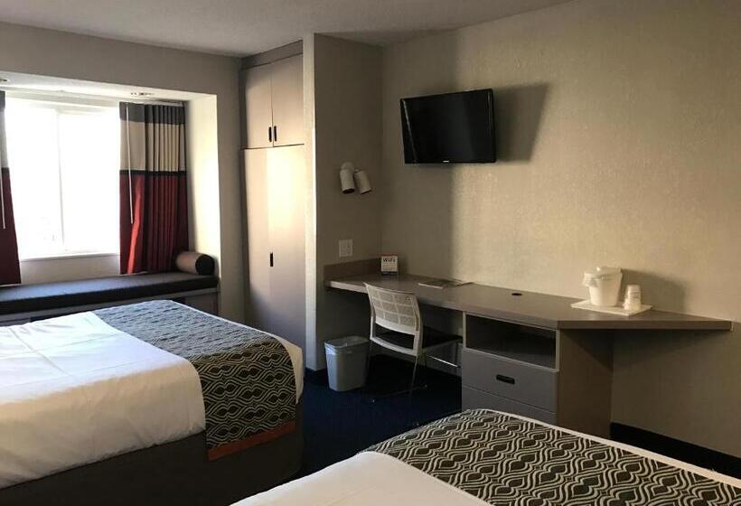 Microtel Inn By Wyndham Louisville East