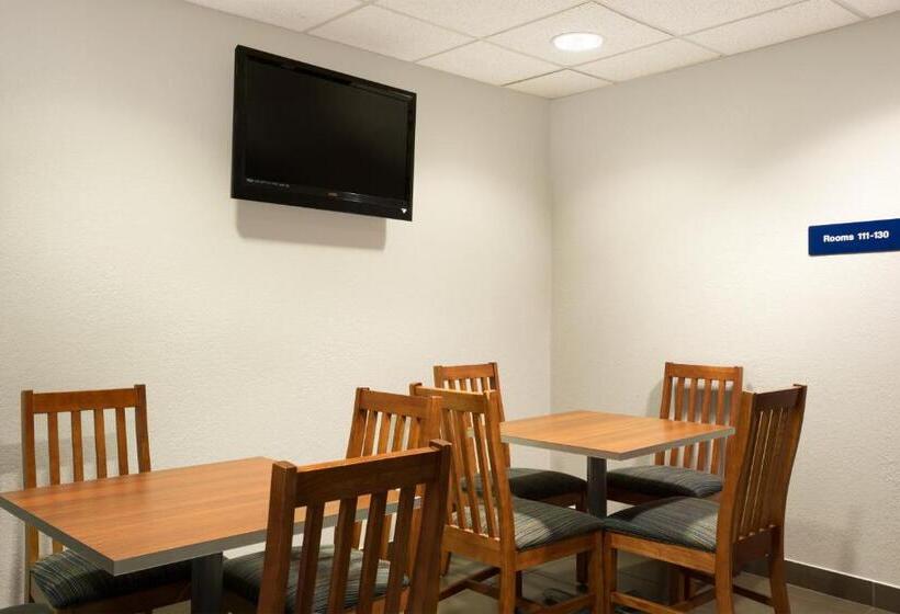 Microtel Inn By Wyndham Louisville East