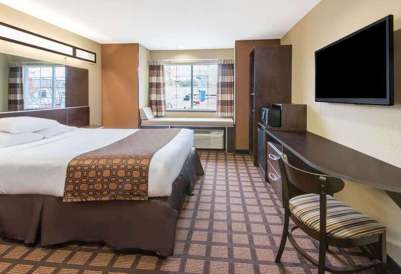 Microtel Inn And Suites North Canton