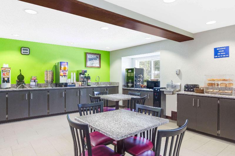 Microtel Inn & Suites By Wyndham Savannah/pooler