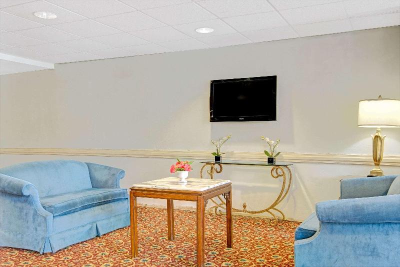 Microtel Inn & Suites By Wyndham Raleigh