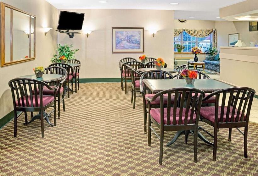 Microtel Inn By Wyndham Raleigh Durham Airport