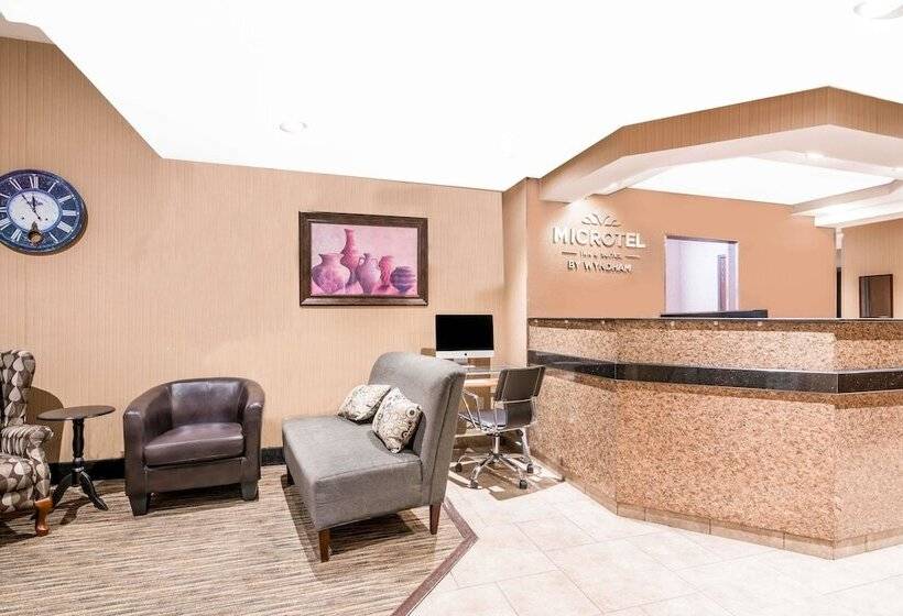 Microtel Inn & Suites By Wyndham Rochester North Mayo Clinic