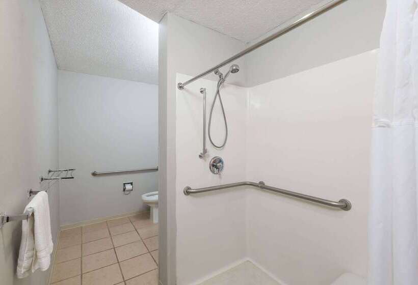 Microtel Inn & Suites By Wyndham Sioux Falls