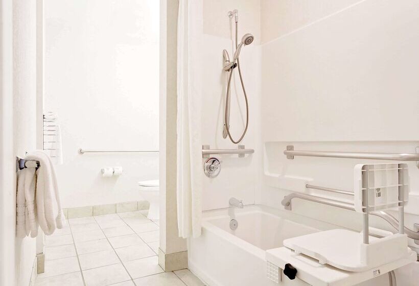 Microtel Inn By Wyndham Winston Salem